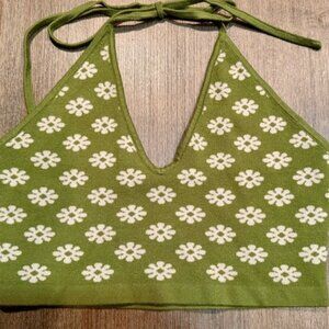 Floral green olive halter sweater crop top. Brand: Cotton Candy LA Sz M